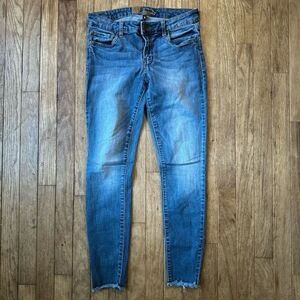 Kut From The Kloth Skinny Jeans Size 4 Medium Wash Frayed‎ Cuffs Distressed Chic